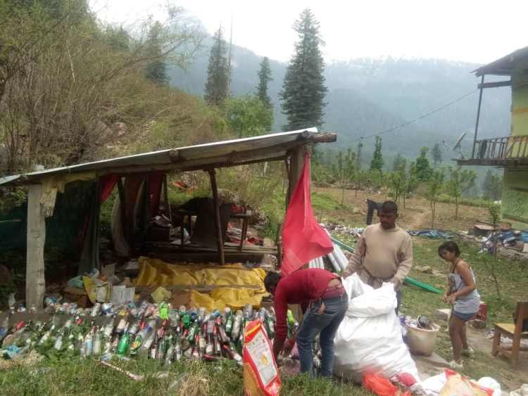 Sujer Land Bf Xxx - Handling Waste in Rural Himachal Pradesh | The Stories Of Change